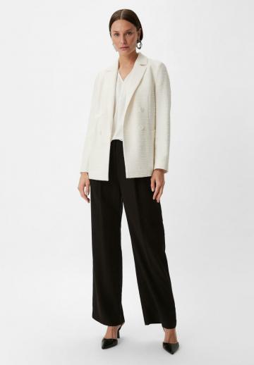 Брюки с накладными карманами