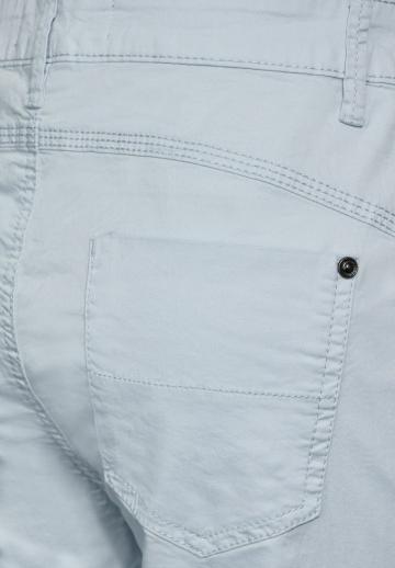 Брюки с накладными карманами