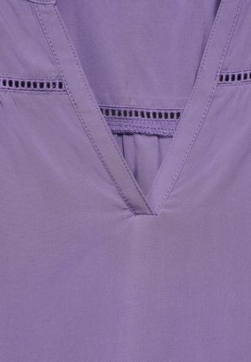 Блузка без рукавов