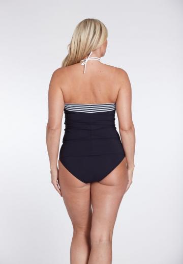 Слитный купальник