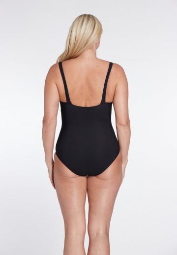 Слитный купальник