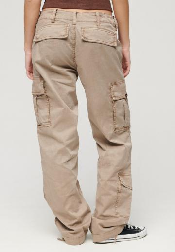 Брюки с накладными карманами