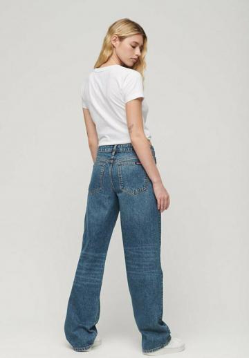 Клешеные джинсы