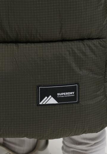 Длинный жилет