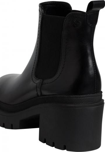 Сапожки на танкетке