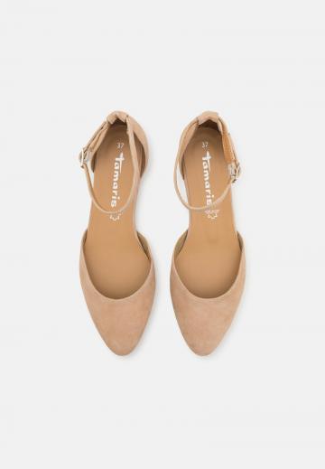 Туфли с ремешком