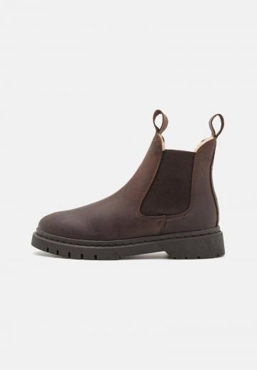Ботинки челси