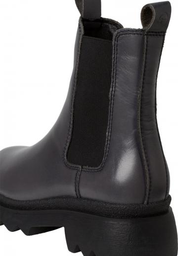 Широкие сапоги