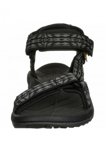 Спортивные сандалии