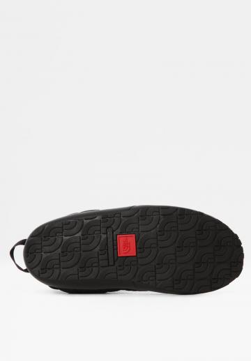 Спортивные сапоги