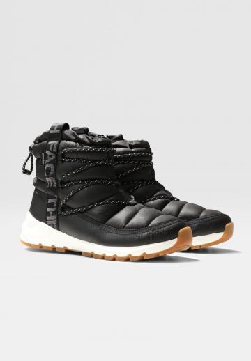 Спортивные сапоги