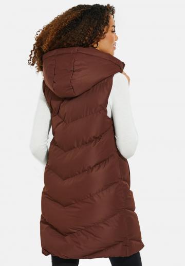 Длинный жилет