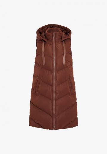 Длинный жилет