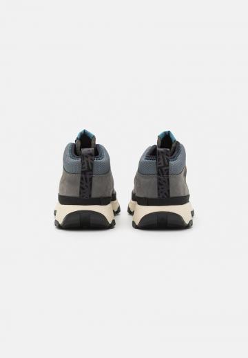 Высокие кеды