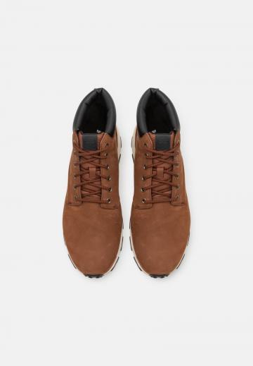 Высокие кеды