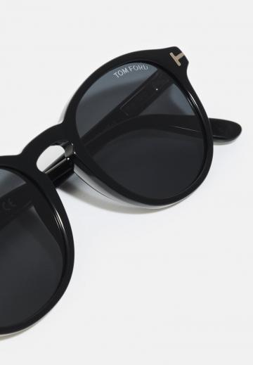 Солнечные очки