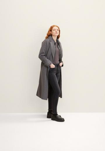 Узкие джинсы