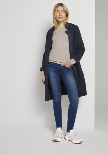 Узкие джинсы