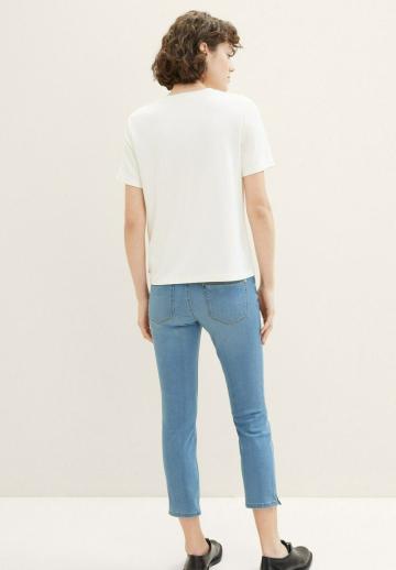 Короткие джинсы