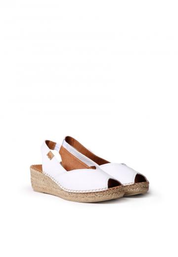 Туфли с открытым носом