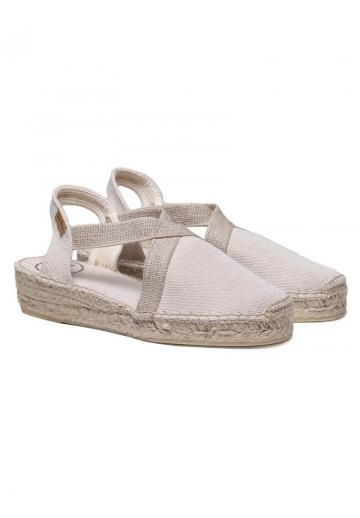 Босоножки на танкетке