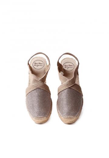 Туфли на танкетке