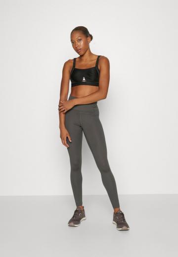 Спортивный бюстгальтер