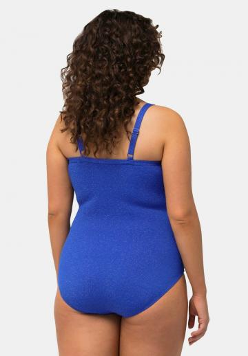 Слитный купальник