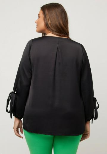 Атласная блузка