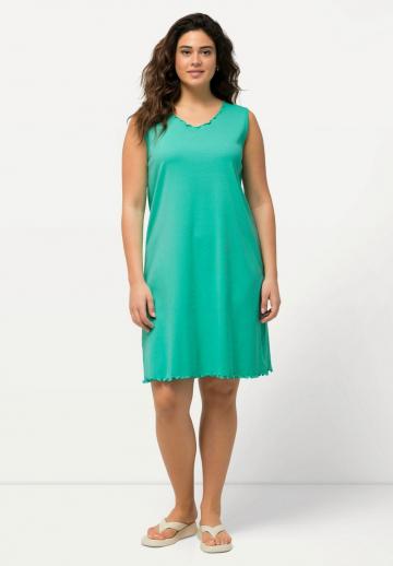 Вязаное платье