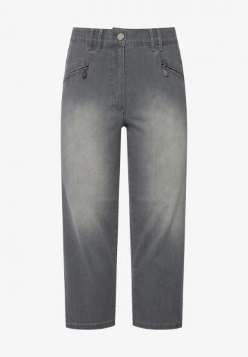 Короткие джинсы