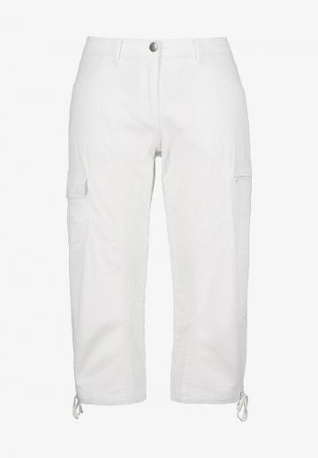 Брюки с накладными карманами