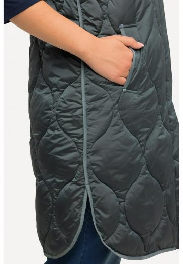 Стеганый жилет