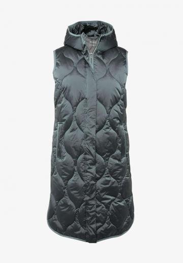 Стеганый жилет