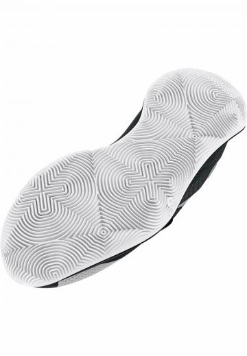 Баскетбольные кроссовки