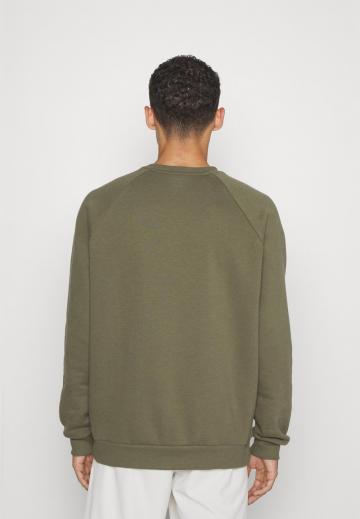 Спортивная кофта