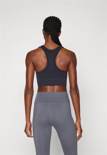 Спортивный бюстгальтер