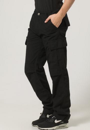 Брюки с накладными карманами