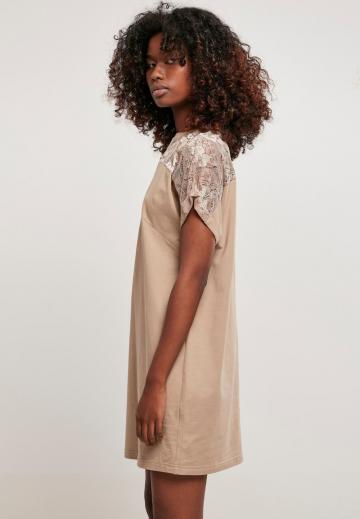 Короткое платье