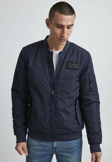 Куртка бомбер