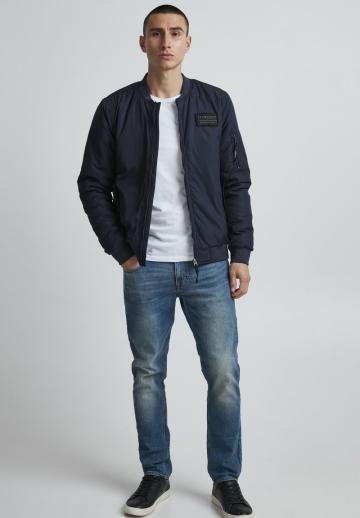 Куртка бомбер