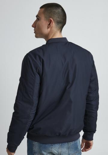 Куртка бомбер