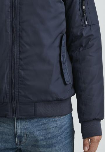 Куртка бомбер