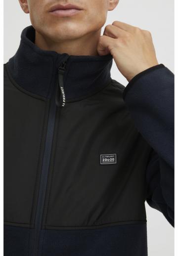 Флисовая куртка