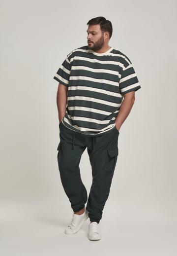 Брюки с накладными карманами