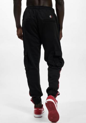 Спортивные штаны