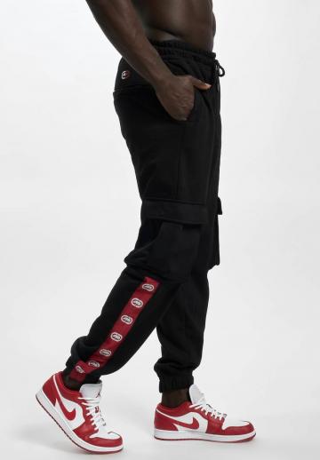 Спортивные штаны