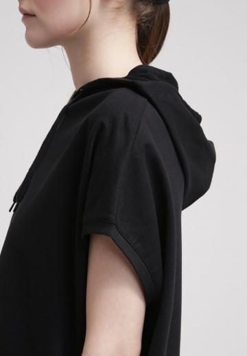 Пуловер с капюшоном