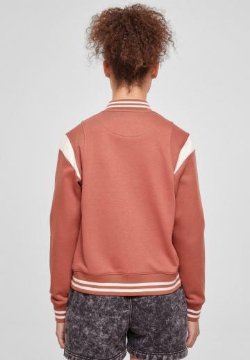 Куртка с накладнымит карманами