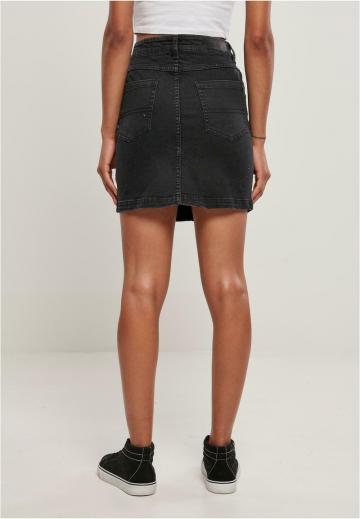 Юбка с накладными карманами